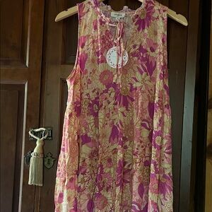 Umgee NWT Pink and Orange Floral dress